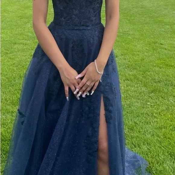 Navy Prom Dress Size 00 with Pockets - Picture 3 of 9